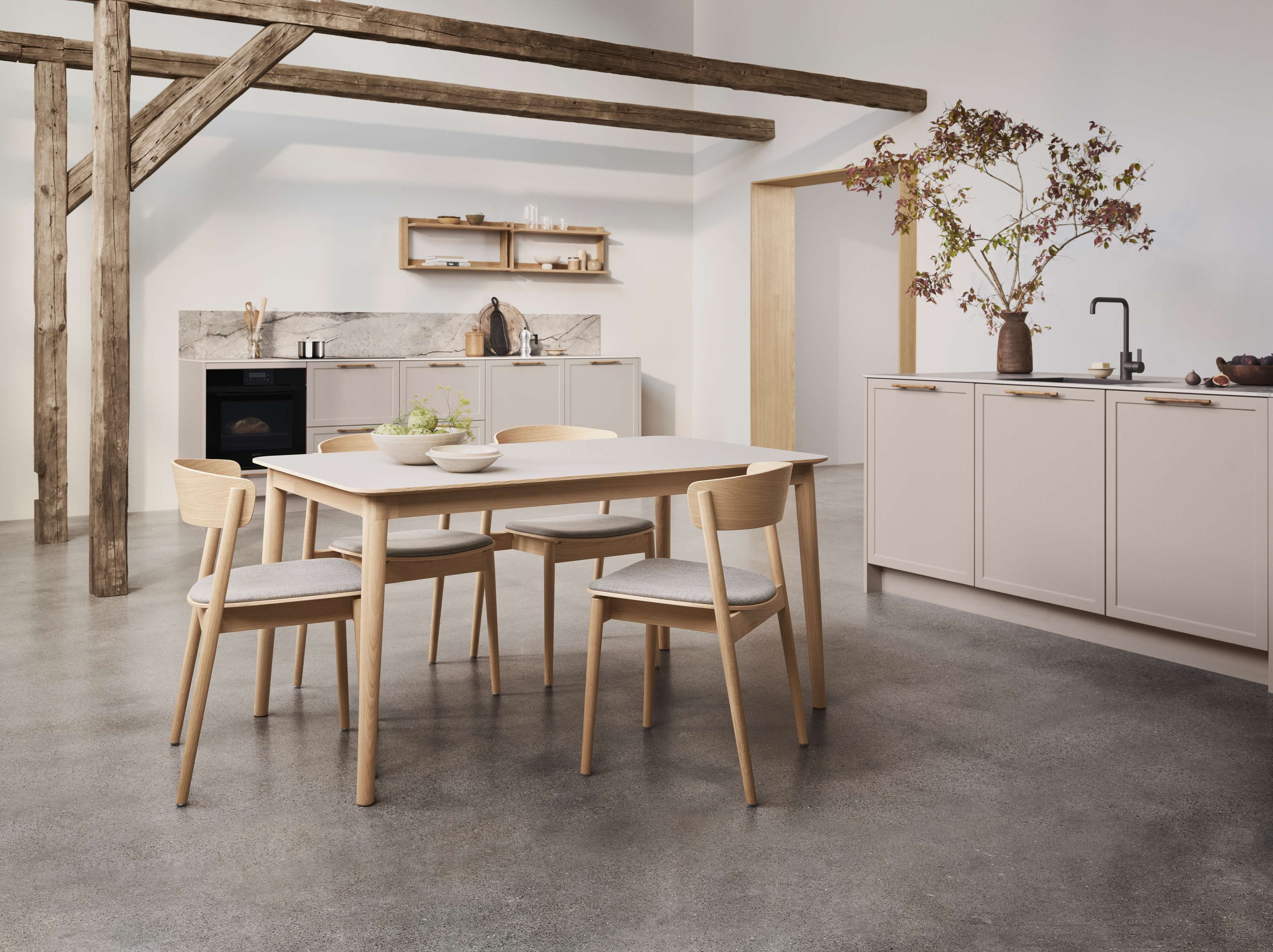 Kvik T01 Dining table 200x90cm Light oak/Arizona beige