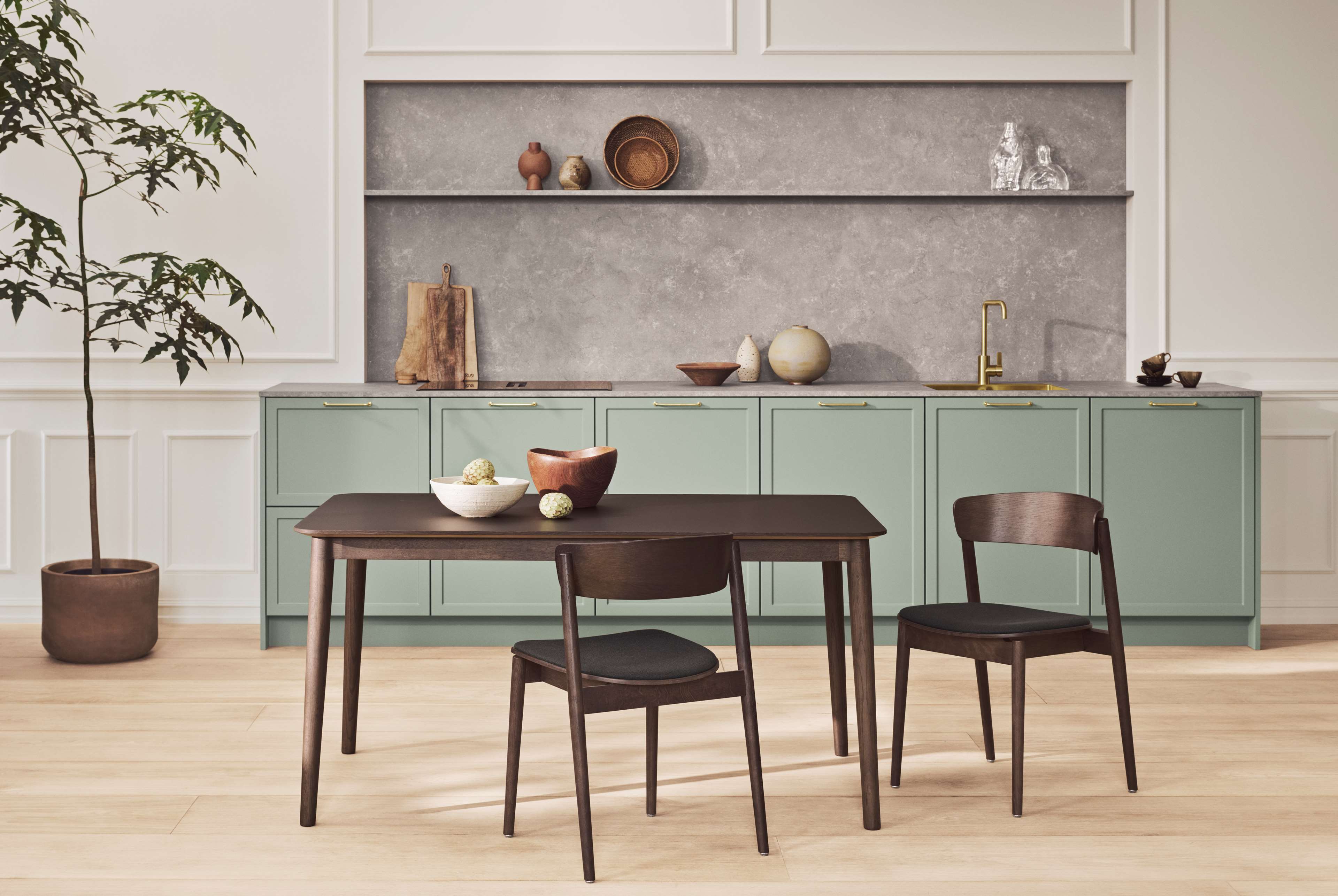 Kvik T01 Spisebord 200x90cm Dark oak/Black